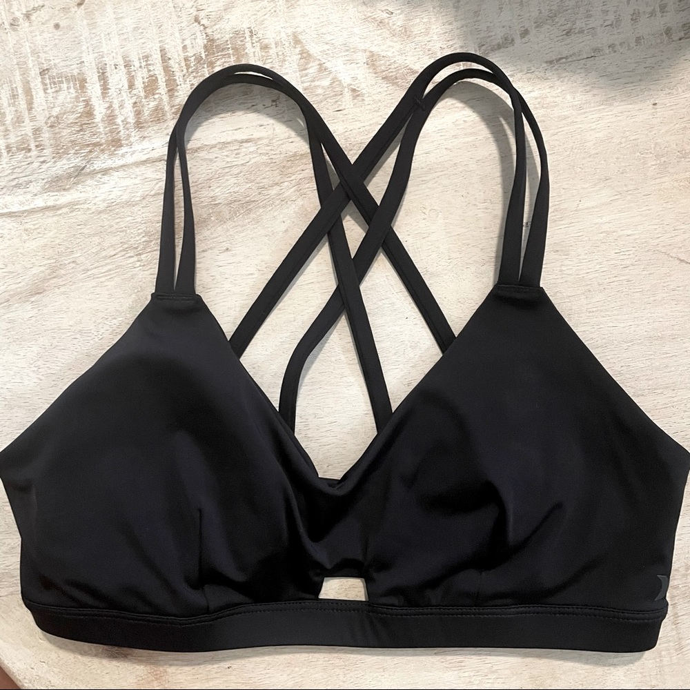 NWOT Hurley Active Strappy Sports Bra